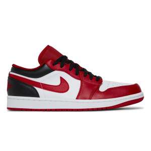 Jordan 1 Low Bulls