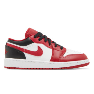 Jordan 1 Low Bulls